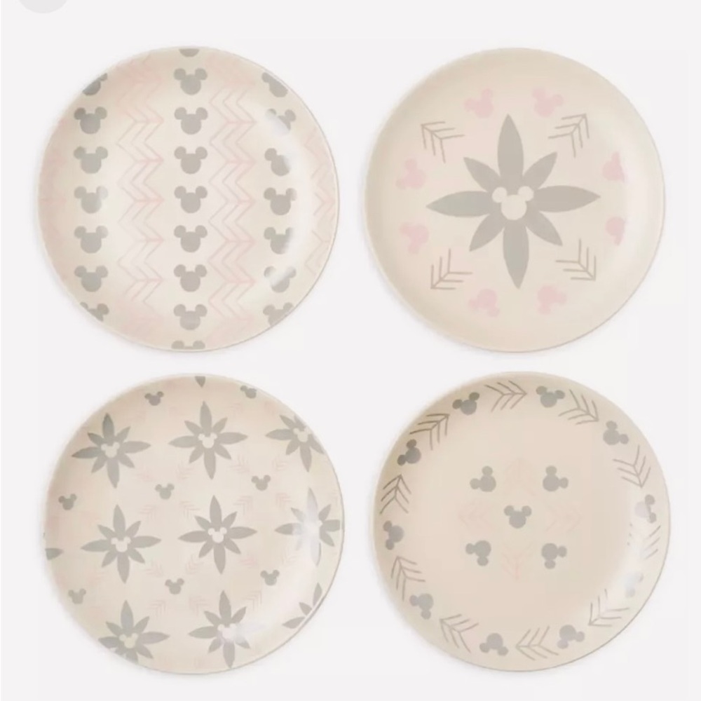 NWT Disney Parks Homestead Collection Mickey Mouse Salad Plate 4 piece Set